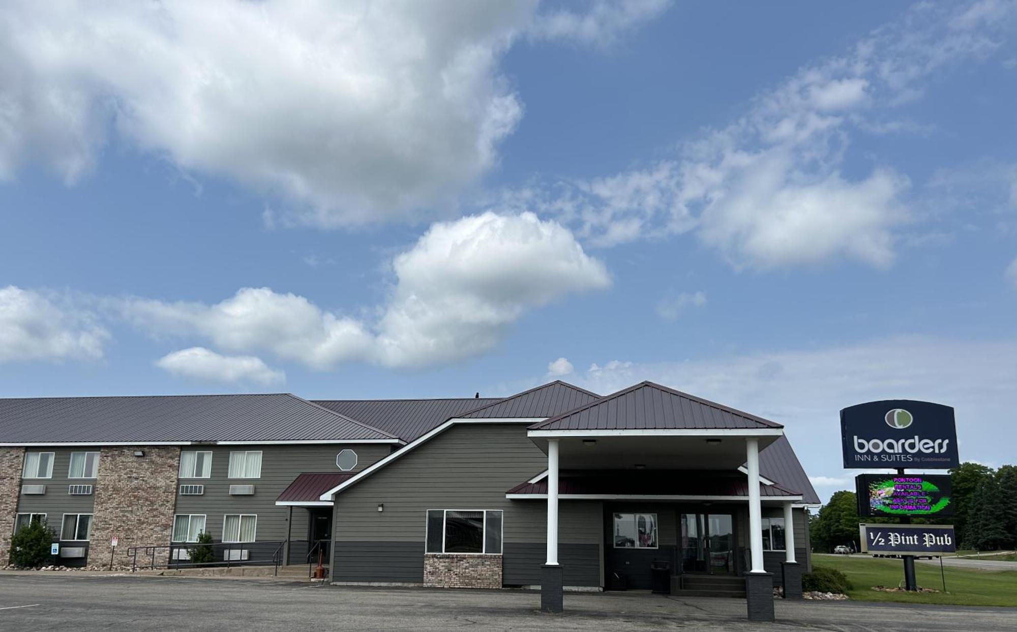 Boarders Inn & Suites By Cobblestone Hotels - Munising Wetmore エクステリア 写真