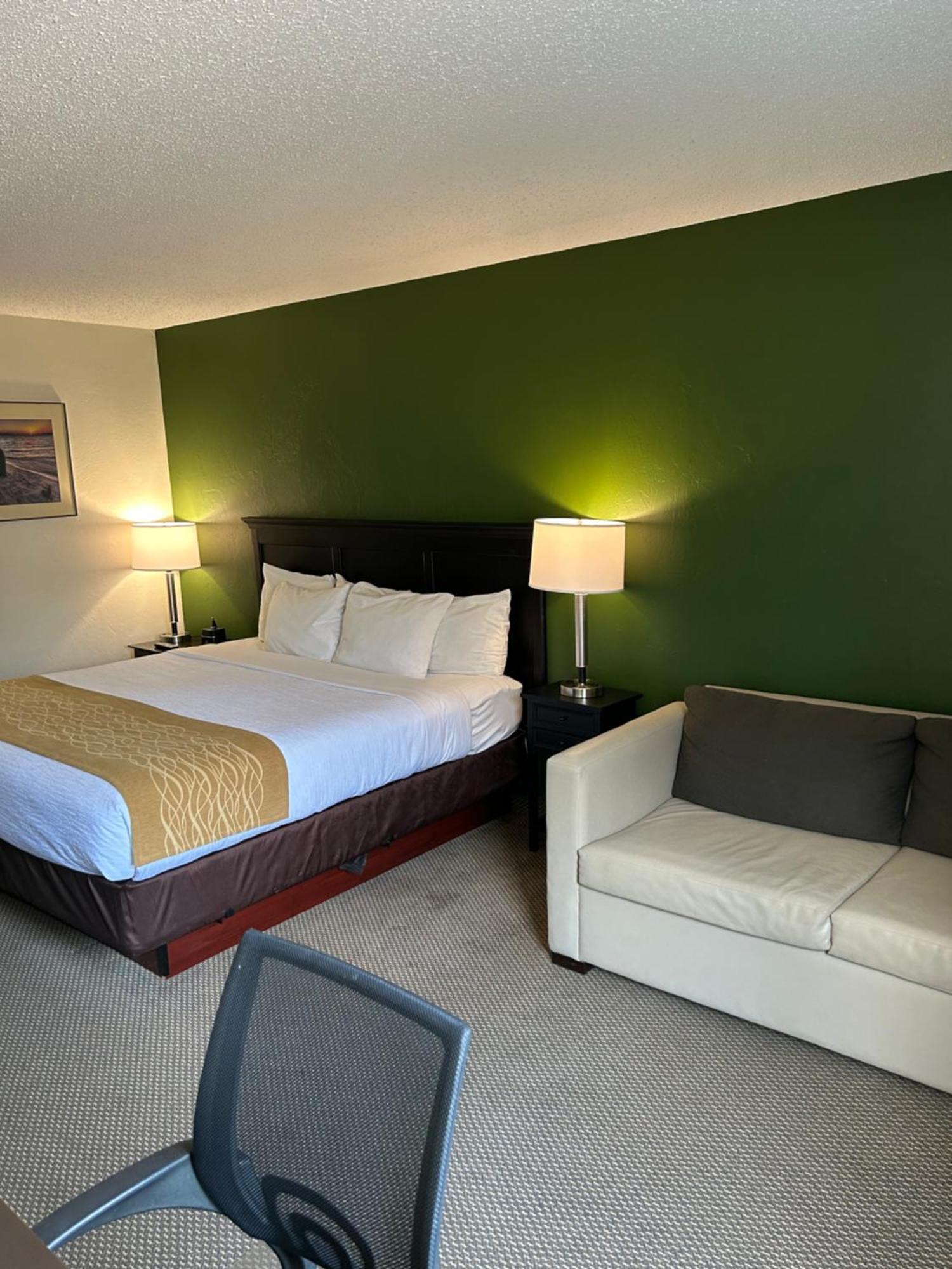 Boarders Inn & Suites By Cobblestone Hotels - Munising Wetmore エクステリア 写真