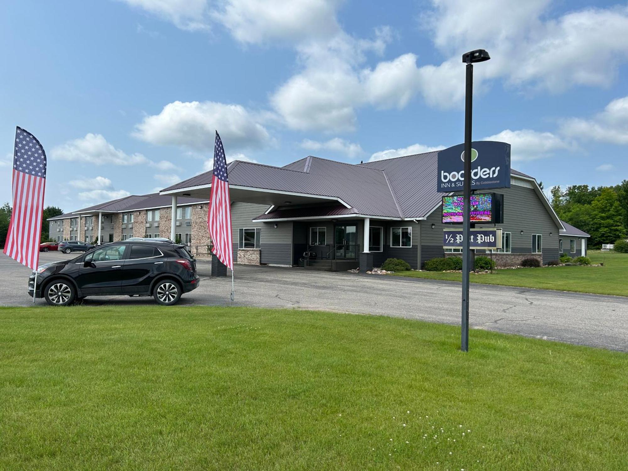 Boarders Inn & Suites By Cobblestone Hotels - Munising Wetmore エクステリア 写真